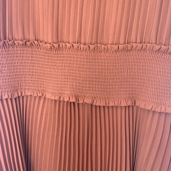 Nanette Lenore Pleated Sleeveless Smock Midi Dress - Picture 6 of 11